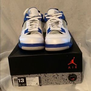 Air Jordan retro 4